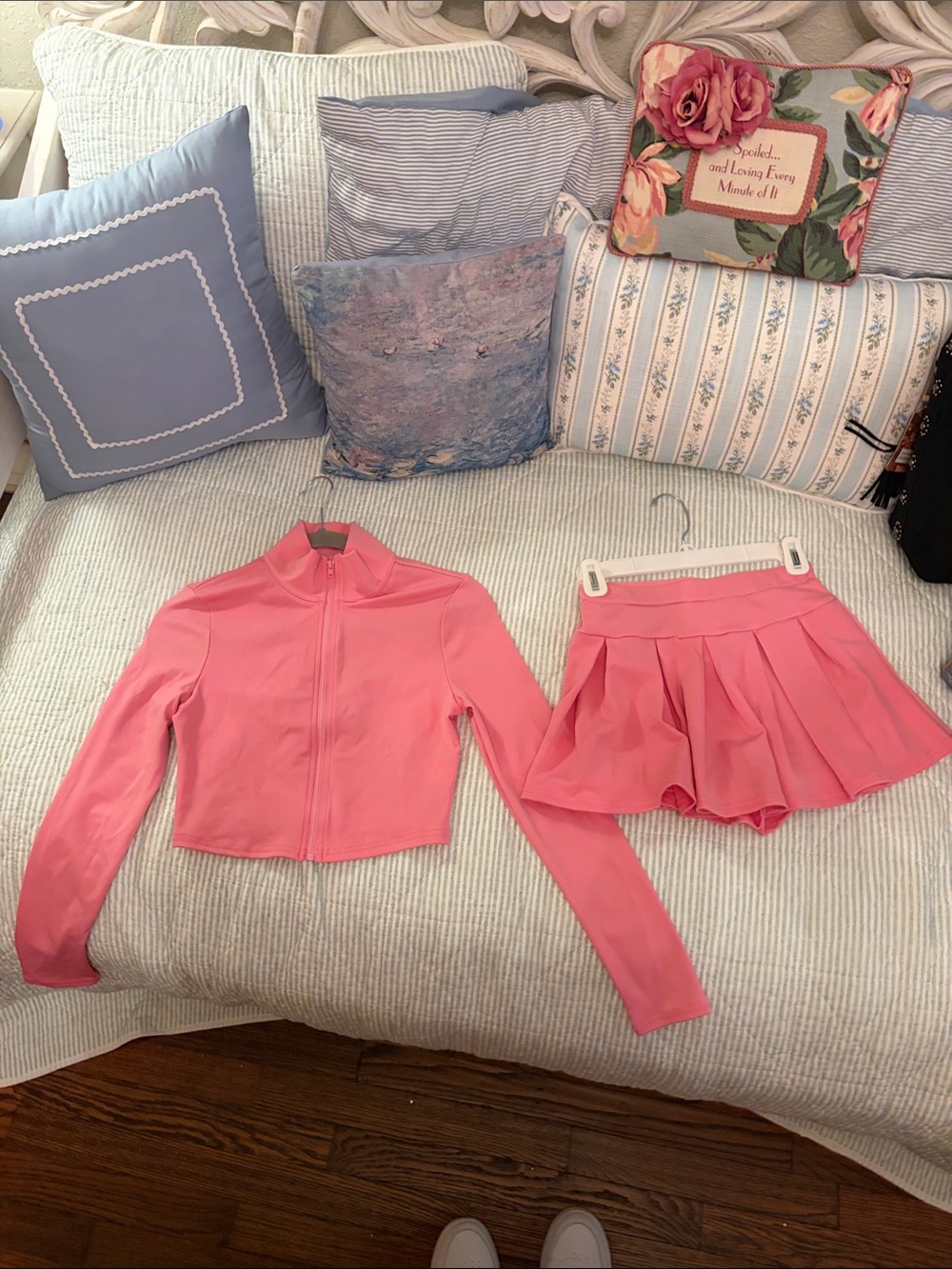 Women’s Pink Zip-Front Crop tennis zip up long sleeve top-Skirt Set